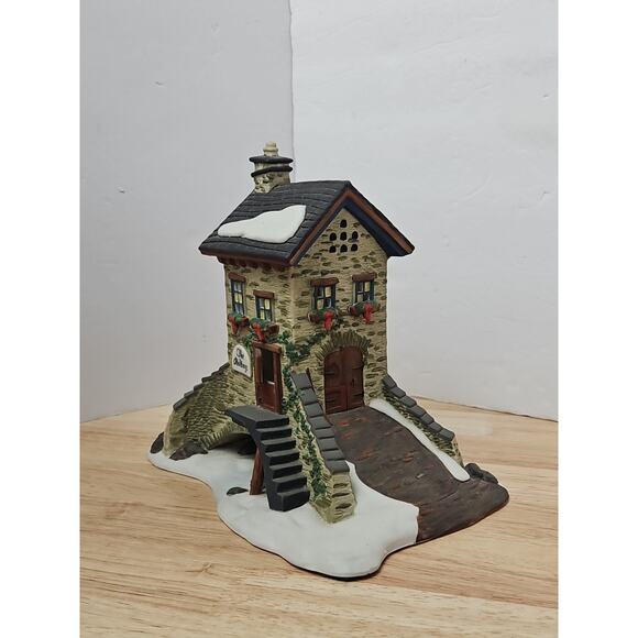 HERITAGE VILLAGE Dept 56 Dickens' Village THE MALTINGS #5833-5 w/Box & Lite! - Picture 4 of 14